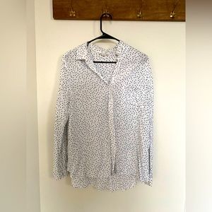 Women’s blue polka dot button up